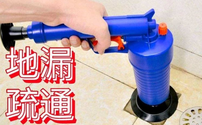 金银川路街道疏通地漏